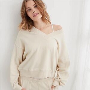 Aerie V neck Cream Sweater